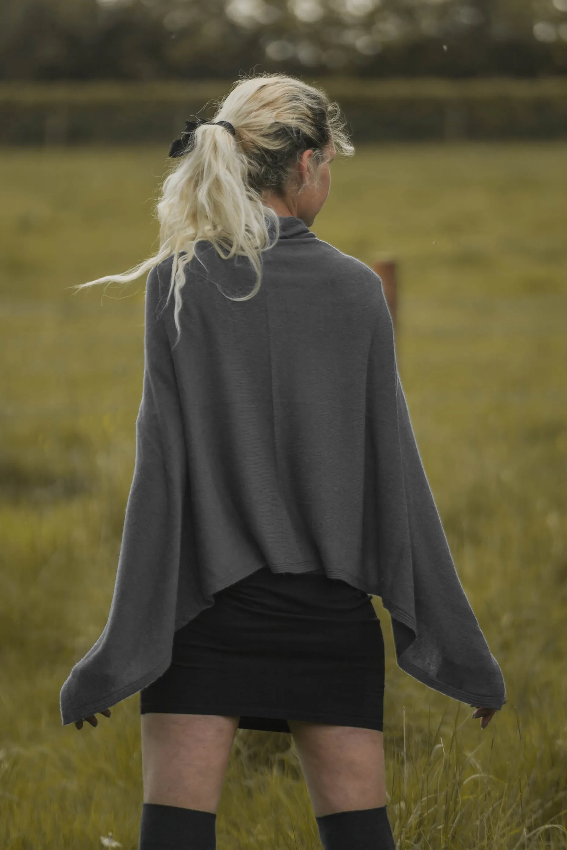 ANABELLE - Womens Cashmere Mix Poncho One Size