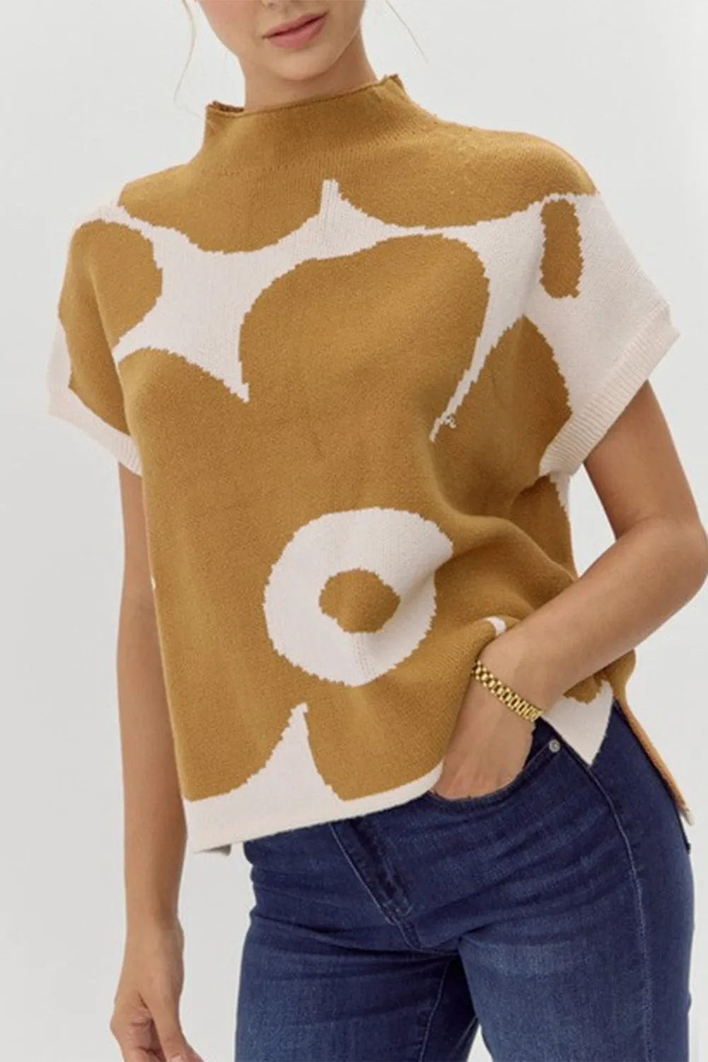 Contrast Flower Mock Neck Short Sleeve Sweater