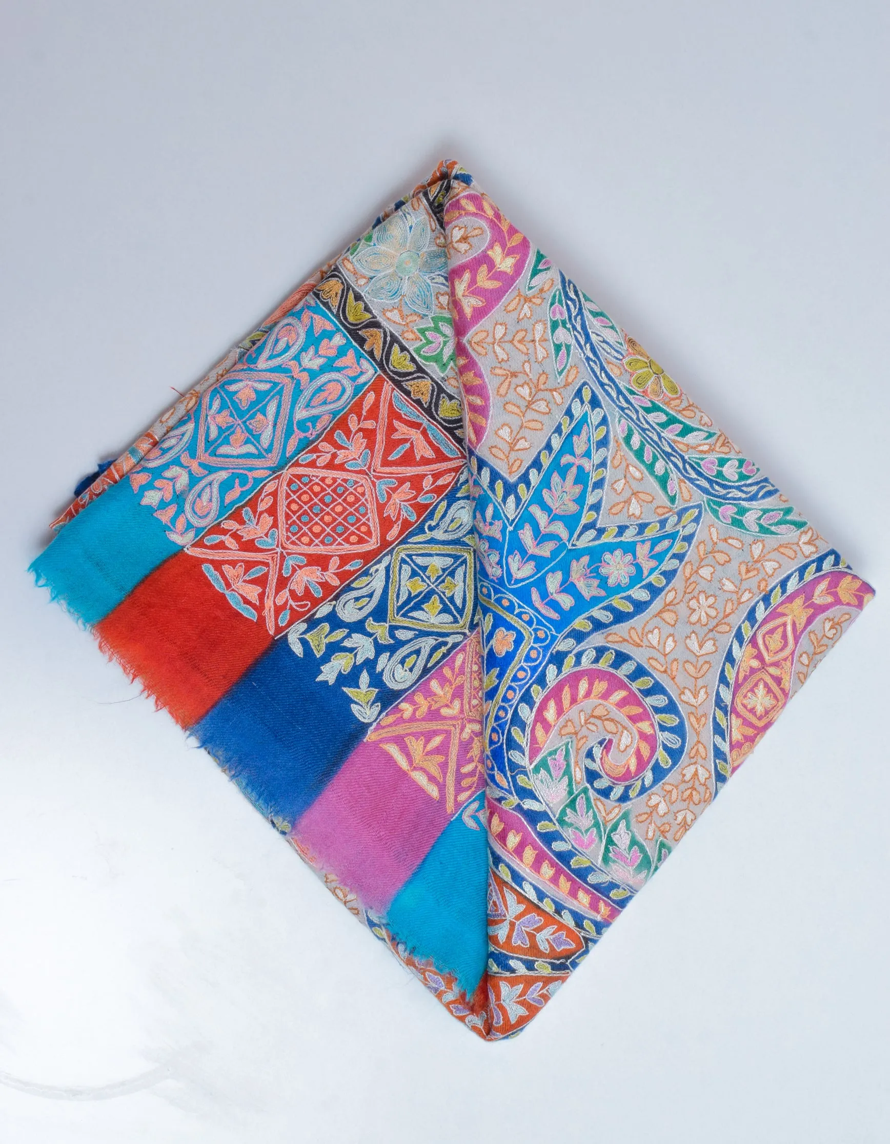 Pastel Grey Handwoven Kalamkari Sozni Embroidered Cashmere Pashmina Shawl