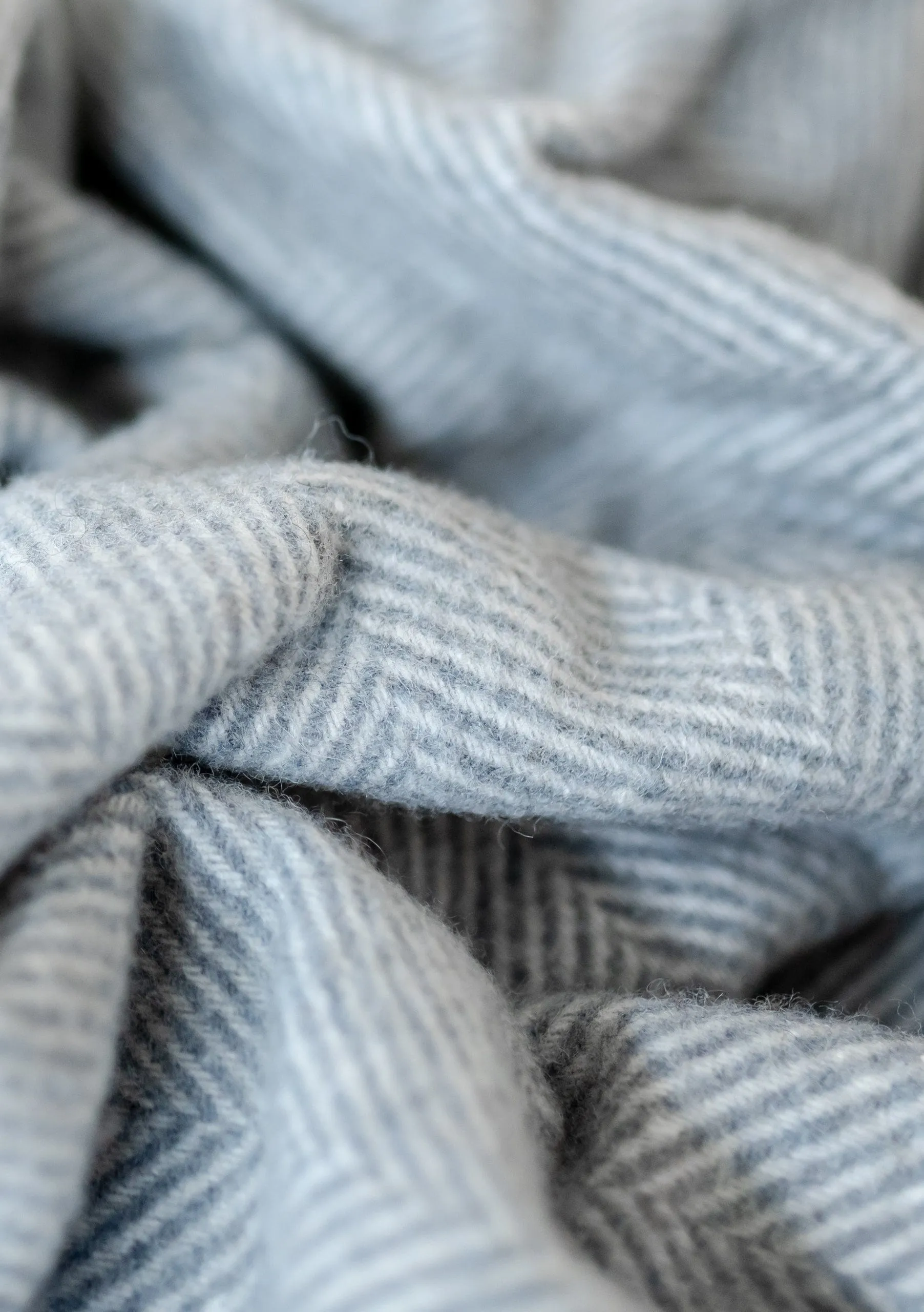 Recycled Wool Blanket in Charcoal Herringbone