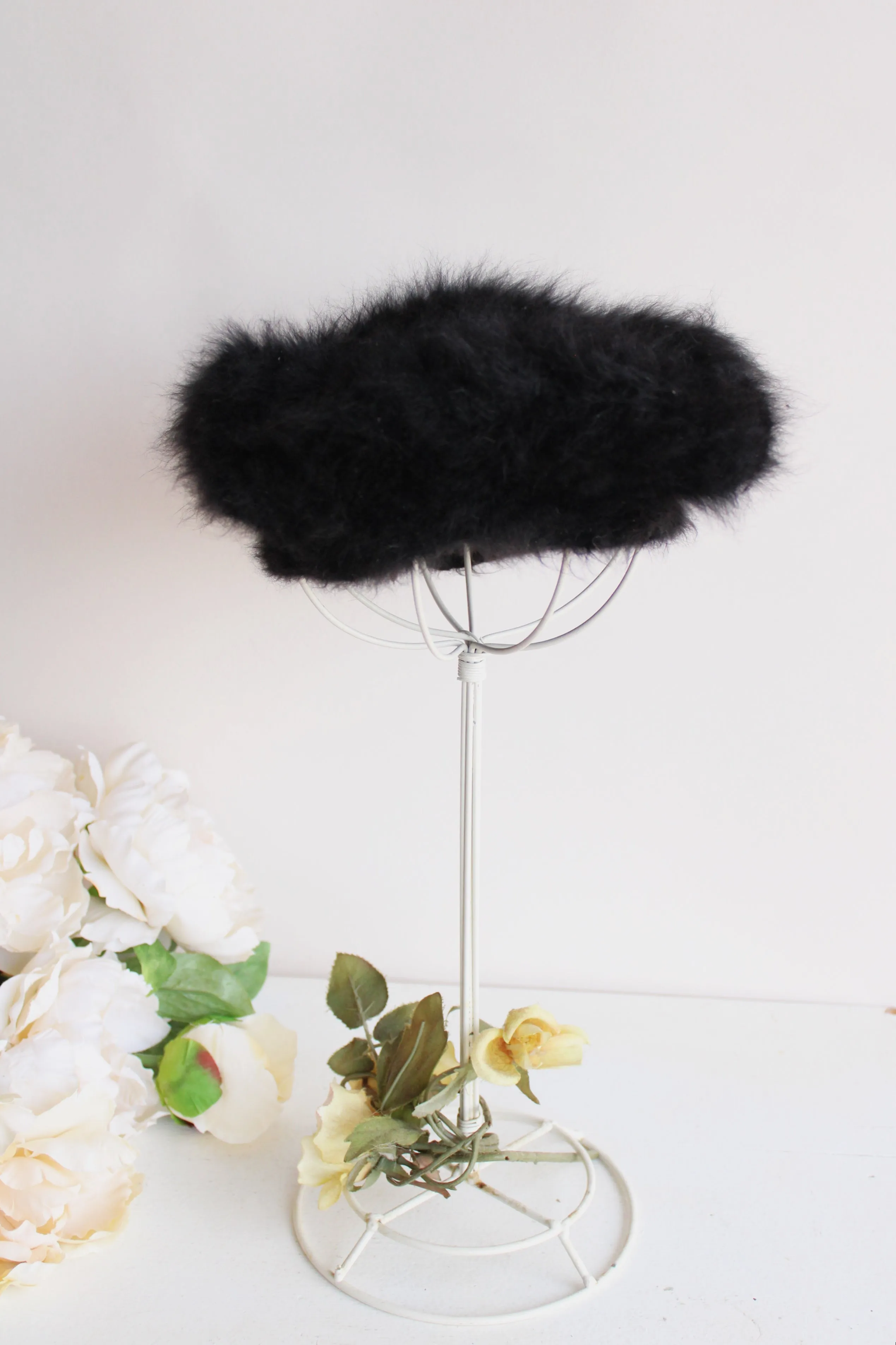 Vintage 1960s Black Mohair Beret