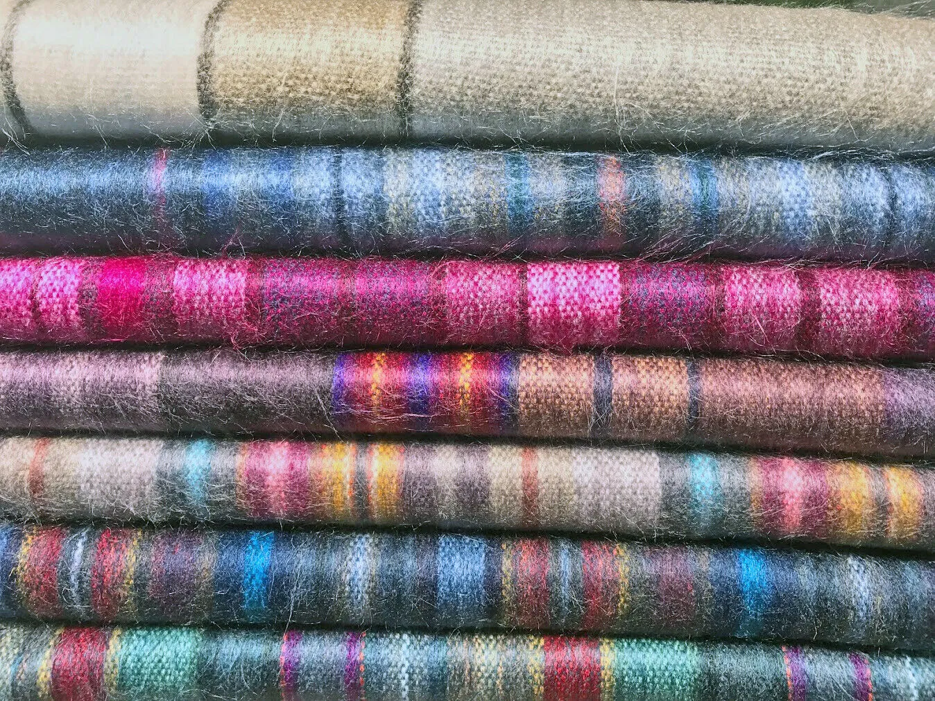 Wholesale Lot Of 15 Soft & Warm Striped Baby Alpaca Wool Blankets/Throws - Queen 90X65"