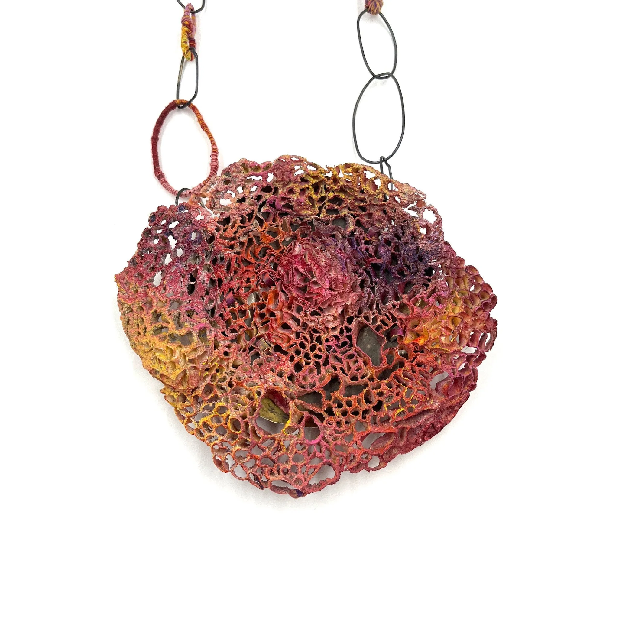 Yiota Vogli - Interpersonal Space Necklace